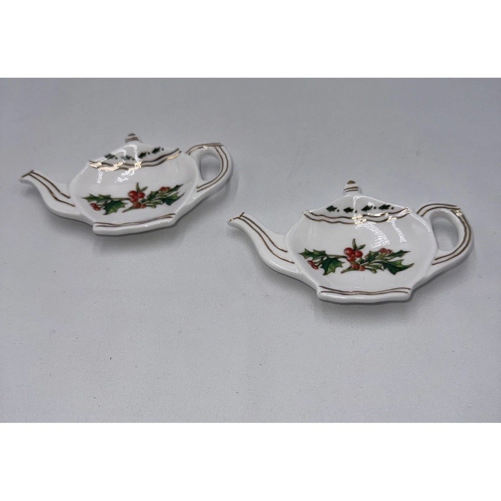 Set Of 2 'A Cup of Christmas Tea' Tea Bag Holder‎ Bone China Vintage 1995